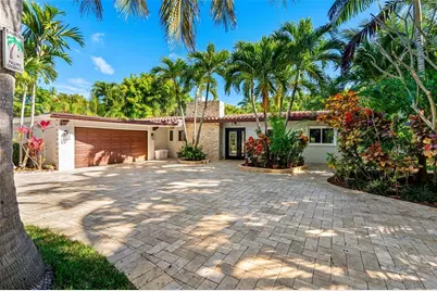 1530  Seabreeze Blvd, Fort Lauderdale, FL 33316 - Photo 1