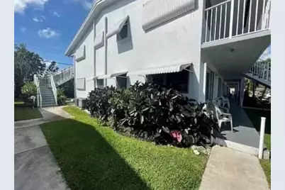 1920  NE 51st Ct, Unit #101, Fort Lauderdale, FL 33308 - Photo 9
