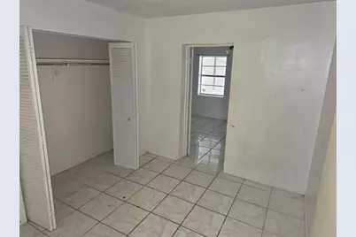 7708 SW 9th St, North Lauderdale, FL 33068 - Photo 5