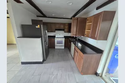 7708 SW 9th St, North Lauderdale, FL 33068 - Photo 3