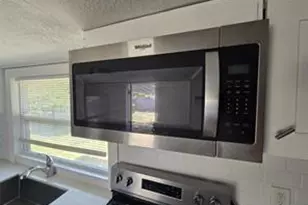 736 NW 3D Ave, Fort Lauderdale, FL 33111 - Photo 3