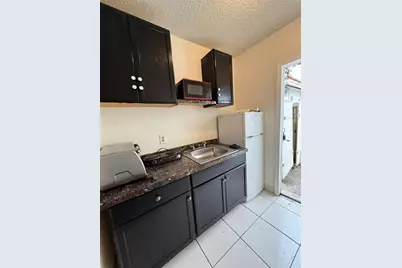 1822  Cleveland St, Unit #4, Hollywood, FL 33020 - Photo 5