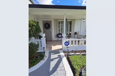 4290 NW 45th Ter, Lauderdale Lakes, FL 33319 - Photo 1