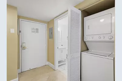 2951 S Bayshore Dr, Unit #315, Miami, FL 33133 - Photo 15