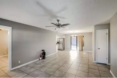 310 SW 76th Ter, North Lauderdale, FL 33068 - Photo 7