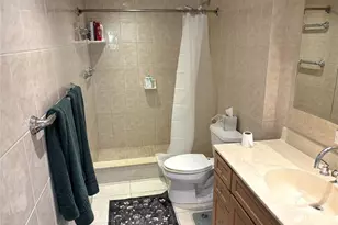 630 Tennis Club Dr, Fort Lauderdale, FL 33311 - Photo 9