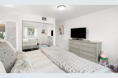 1111 NW 49th St, Deerfield Beach, FL 33064 - Photo 21