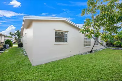 1111 NW 49th St, Deerfield Beach, FL 33064 - Photo 29