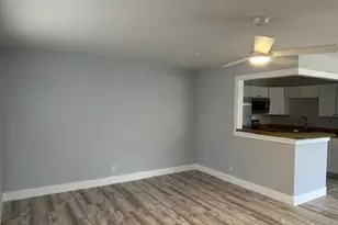 126 Seville E, Delray Beach, FL 33446 - Photo 9