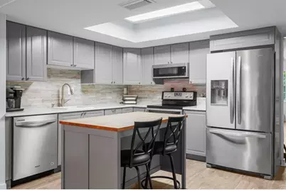 8101 NW 27th St, Unit #4, Coral Springs, FL 33065 - Photo 3