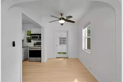 1108 NE 2nd St Single Fam, Fort Lauderdale, FL 33301 - Photo 13