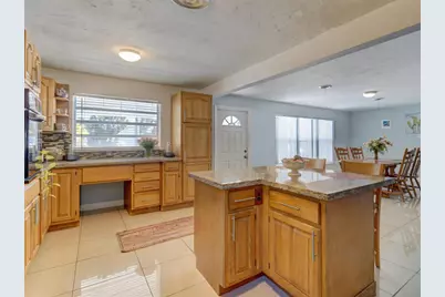 1621 SW 3rd Ave, Pompano Beach, FL 33060 - Photo 7