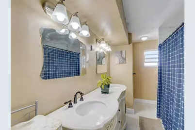 1621 SW 3rd Ave, Pompano Beach, FL 33060 - Photo 13