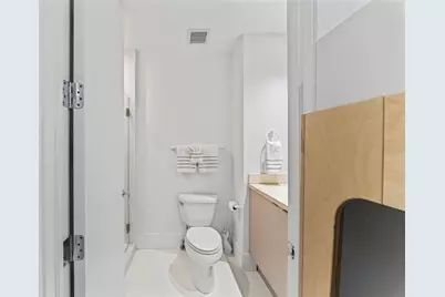 5959  Collins Ave, Unit #1203, Miami Beach, FL 33140 - Photo 23