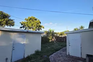 5751 SW 37th St, Davie, FL 33314 - Photo 7