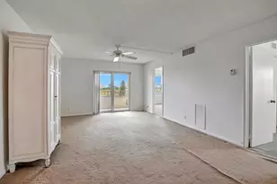 900 NE 18th Ave Unit, Fort Lauderdale, FL 33304 - Photo 5