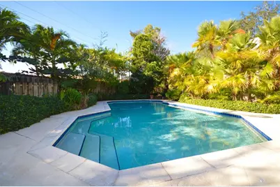 2132  Bayview Dr, Fort Lauderdale, FL 33305 - Photo 5