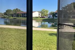 203 Lake Pointe Dr, Oakland Park, FL 33309 - Photo 5