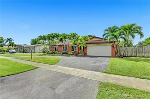 5760 SW 7th St, Plantation, FL 33317 - Photo 11