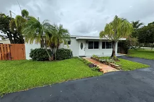 2417 NE 15th Ave, Pompano Beach, FL 33064 - Photo 1