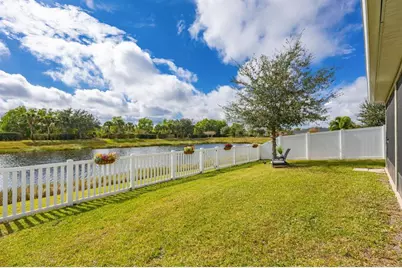 5580 NW Pine Trail Cir, Port Saint Lucie, FL 34983 - Photo 37