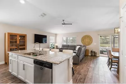 5580 NW Pine Trail Cir, Port Saint Lucie, FL 34983 - Photo 7