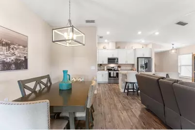 5580 NW Pine Trail Cir, Port Saint Lucie, FL 34983 - Photo 15