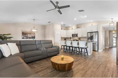 5580 NW Pine Trail Cir, Port Saint Lucie, FL 34983 - Photo 9