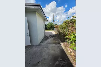 681 SW 29th Ter, Fort Lauderdale, FL 33312 - Photo 21