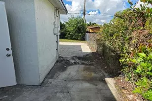 681 SW 29th Terrace, Fort Lauderdale, FL 33312 - Photo 21