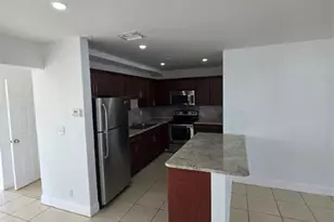 681 SW 29th Terrace, Fort Lauderdale, FL 33312 - Photo 3