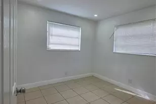 681 SW 29th Terrace, Fort Lauderdale, FL 33312 - Photo 13