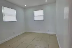 681 SW 29th Terrace, Fort Lauderdale, FL 33312 - Photo 11