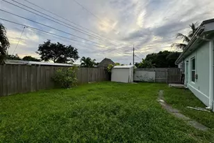 9422 SW 51st St, Fort Lauderdale, FL 33328 - Photo 29