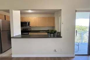 605 S Pine Island Rd Unit, Fort Lauderdale, FL 33324 - Photo 3