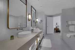 525 N Fort Lauderdale Beach Blvd, Fort Lauderdale, FL 33304 - Photo 15