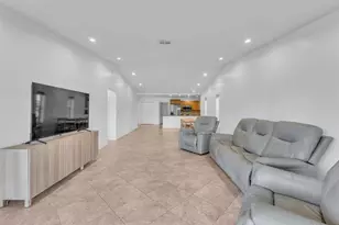 3143 Deer Creek Lake Shore Dr Unit, Deerfield Beach, FL 33442 - Photo 11