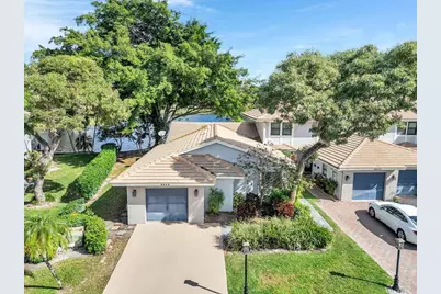 3143  Deer Creek Lake Shore Dr, Unit #3143, Deerfield Beach, FL 33442 - Photo 1