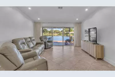 3143  Deer Creek Lake Shore Dr, Unit #3143, Deerfield Beach, FL 33442 - Photo 9