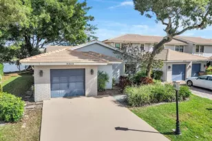 3143 Deer Creek Lake Shore Dr Unit, Deerfield Beach, FL 33442 - Photo 3