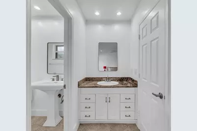 3143  Deer Creek Lake Shore Dr, Unit #3143, Deerfield Beach, FL 33442 - Photo 19