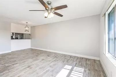 911  Twin Lakes Dr, Unit #3-N, Coral Springs, FL 33071 - Photo 5