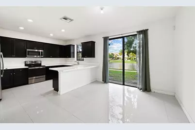 4033  Devenshire Ct, Coconut Creek, FL 33073 - Photo 13