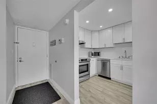 531 N Ocean Blvd Unit, Pompano Beach, FL 33062 - Photo 9