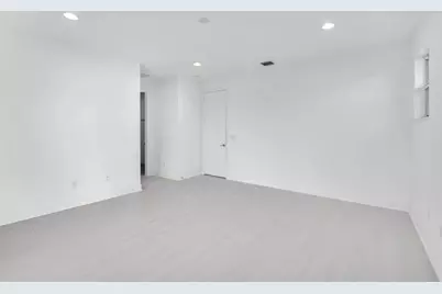 6947  Pines Circle, Unit #21, Coconut Creek, FL 33073 - Photo 21