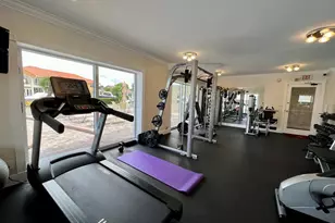 2900 NE 30th St, Fort Lauderdale, FL 33306 - Photo 9