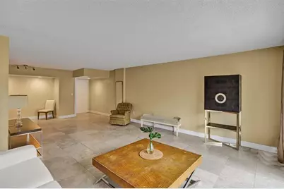 200  178th Dr, Unit #309, Sunny Isles Beach, FL 33160 - Photo 13