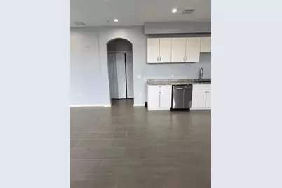 2137  Shoma Dr, Unit #156 Bldg 17, Royal Palm Beach, FL 33414 - Photo 3