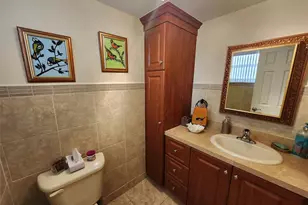 4191 NW 41st St, Lauderdale Lakes, FL 33319 - Photo 15