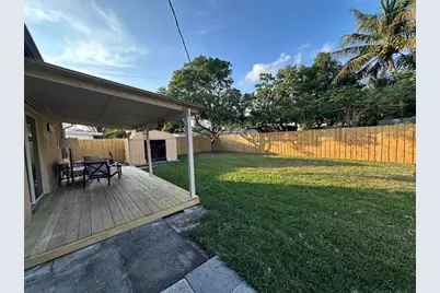 6327 SW 2nd St, Margate, FL 33068 - Photo 33